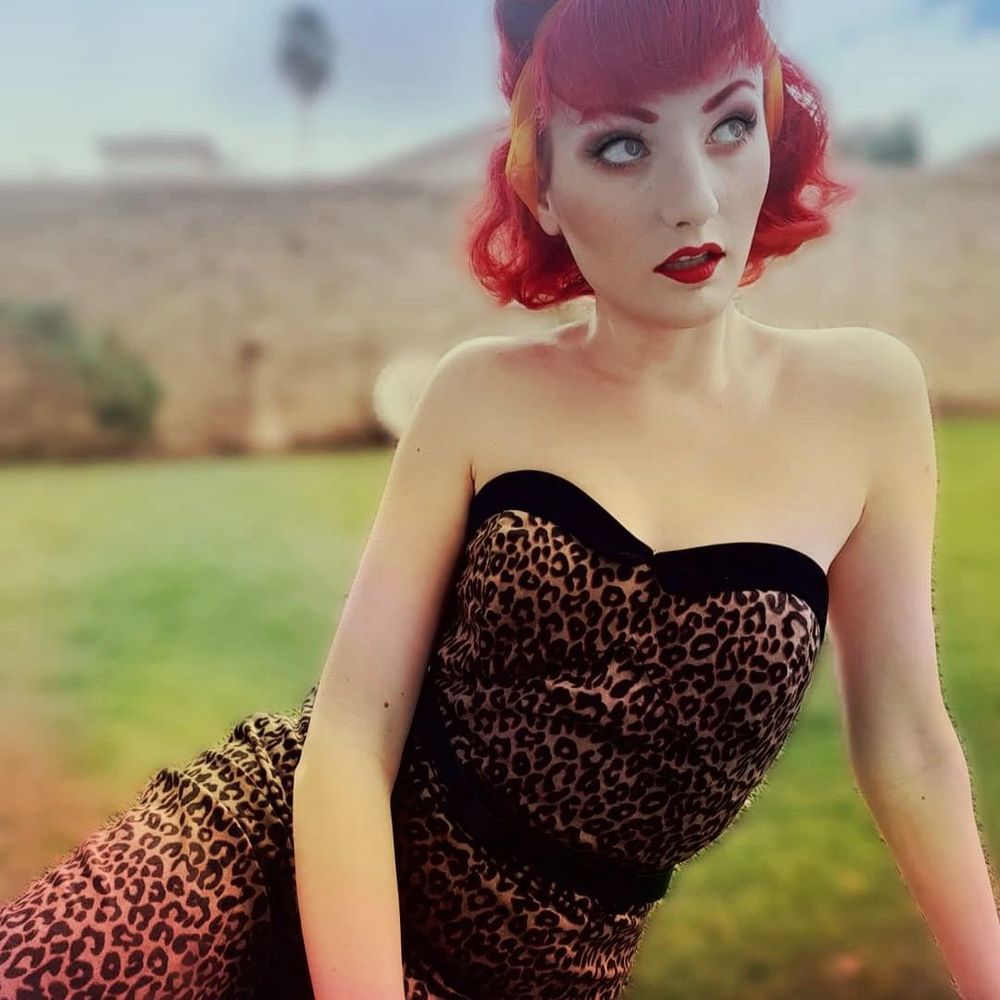 Meet your Posher, Juliette